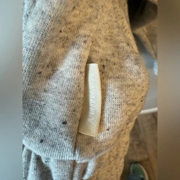 Varley Dunbar Sweatshirt on Revolve Small Ivory Fleck - Picture 8 of 10